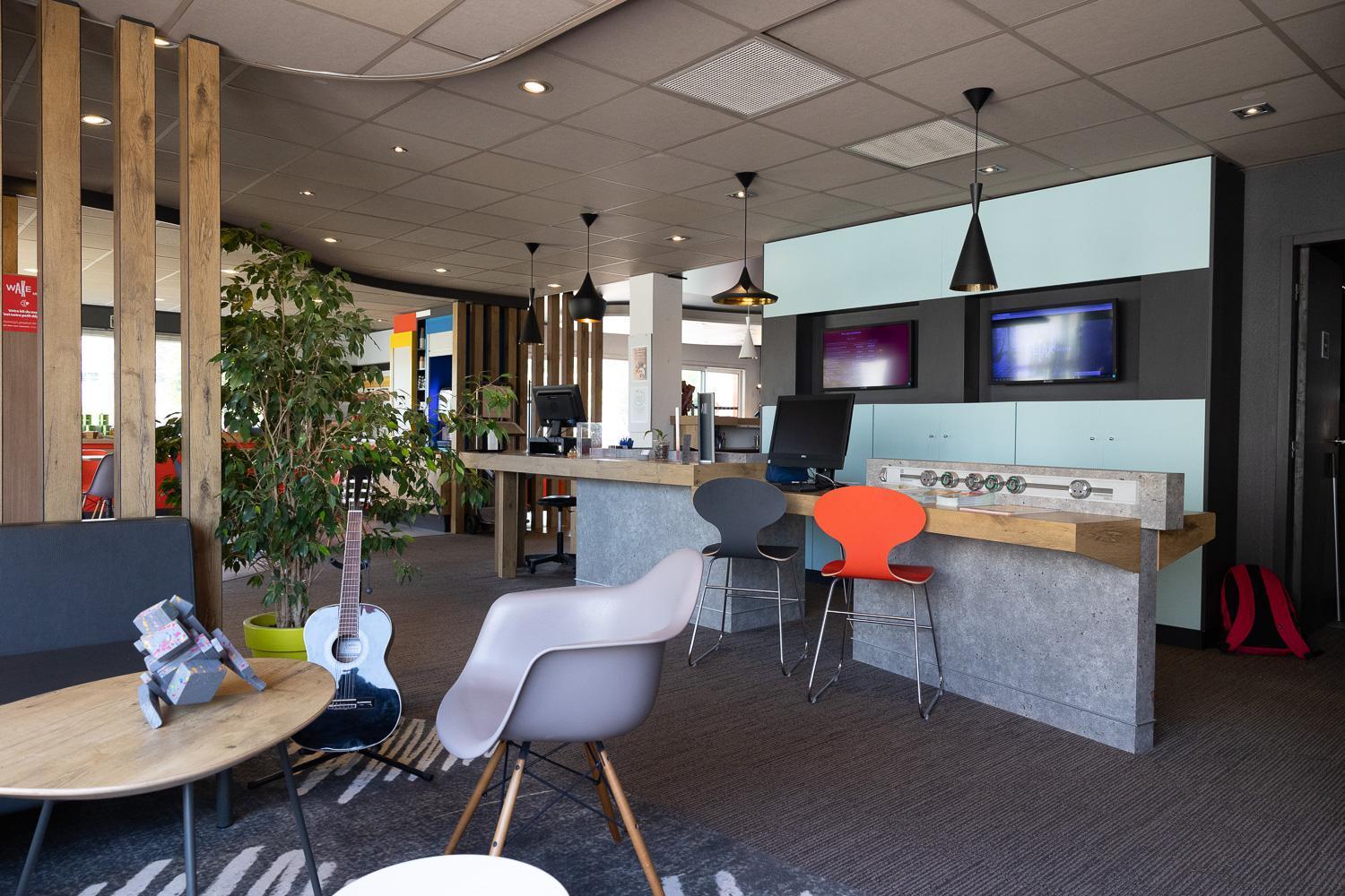 Hotel Ibis Perpignan Sud Saint Charles Exterior foto